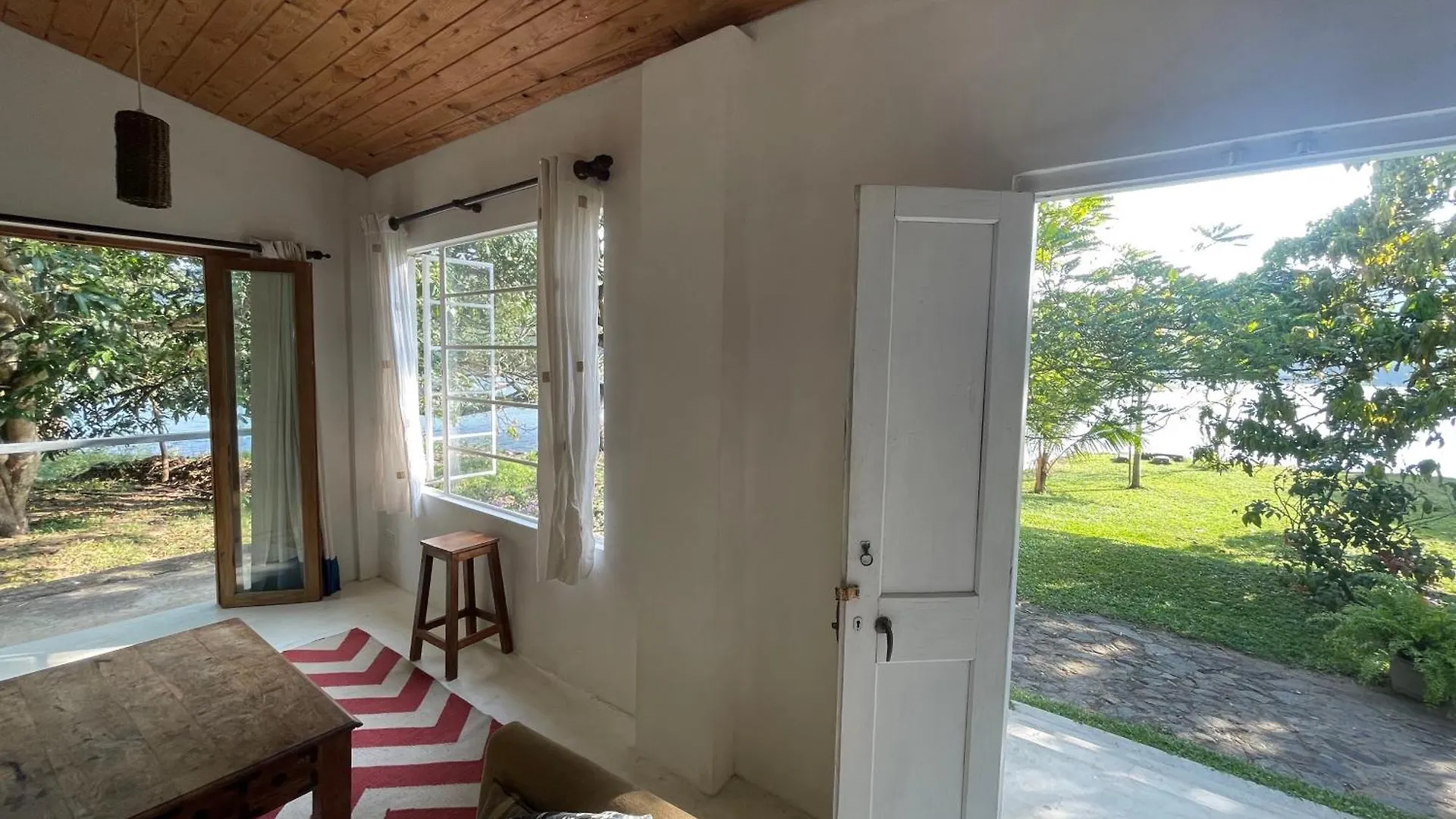 Mountbatten'S Officers Mess Kandy Hotel